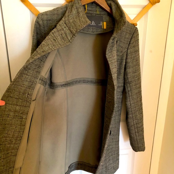 Lole spring coat! - Picture 3 of 3